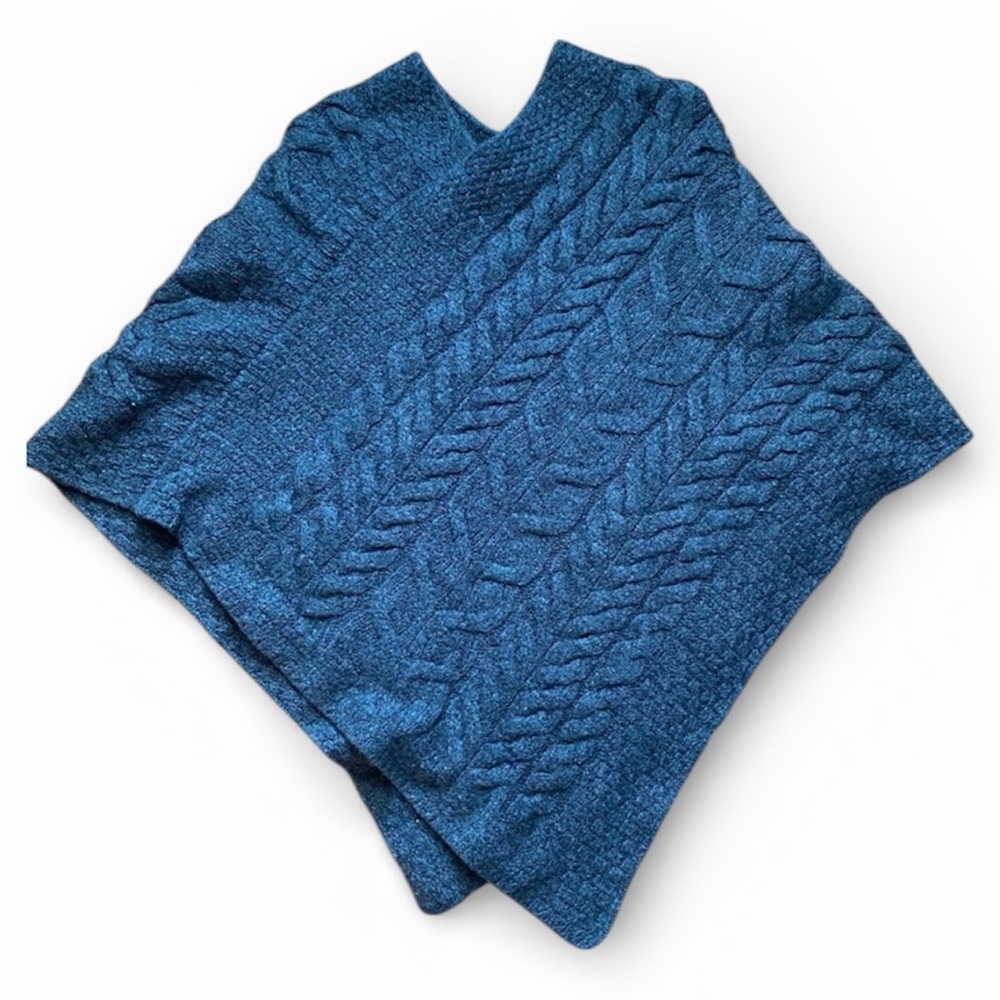 ARAN Wool Knit Poncho